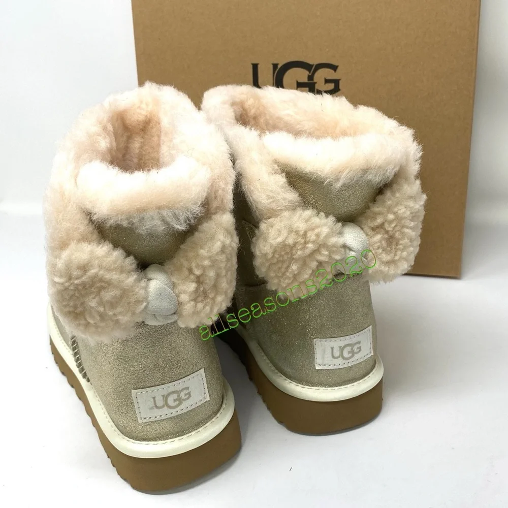 💥MEGA SALE!💥UGG Women’s Boots Arielle Sparkle Boot Fur Gold Size 6 1112090 - Picture 10 of 11